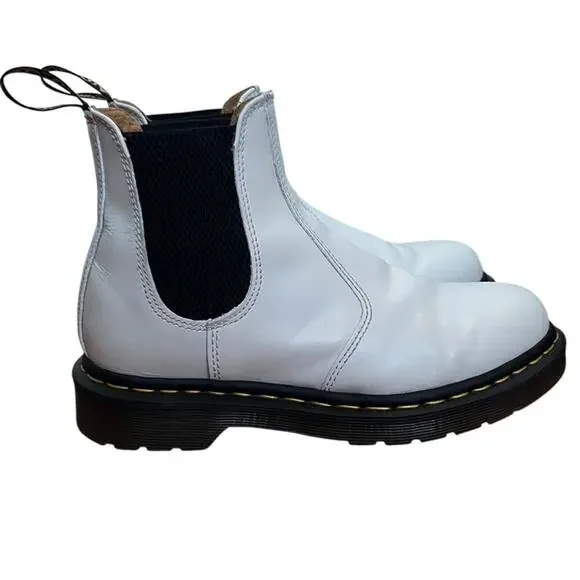 新品，人気セール Dr.Martens 2976 WHITE STITCH CHELSEA BOOTS BLACK